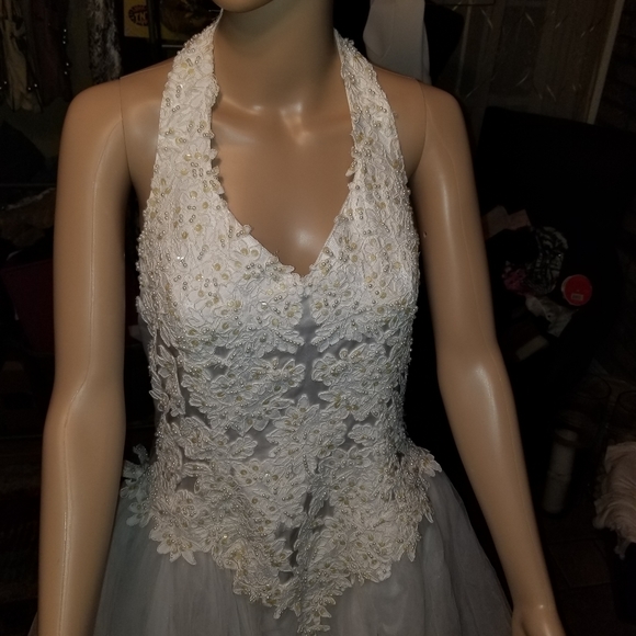 Wedding Gown - Picture 2 of 4